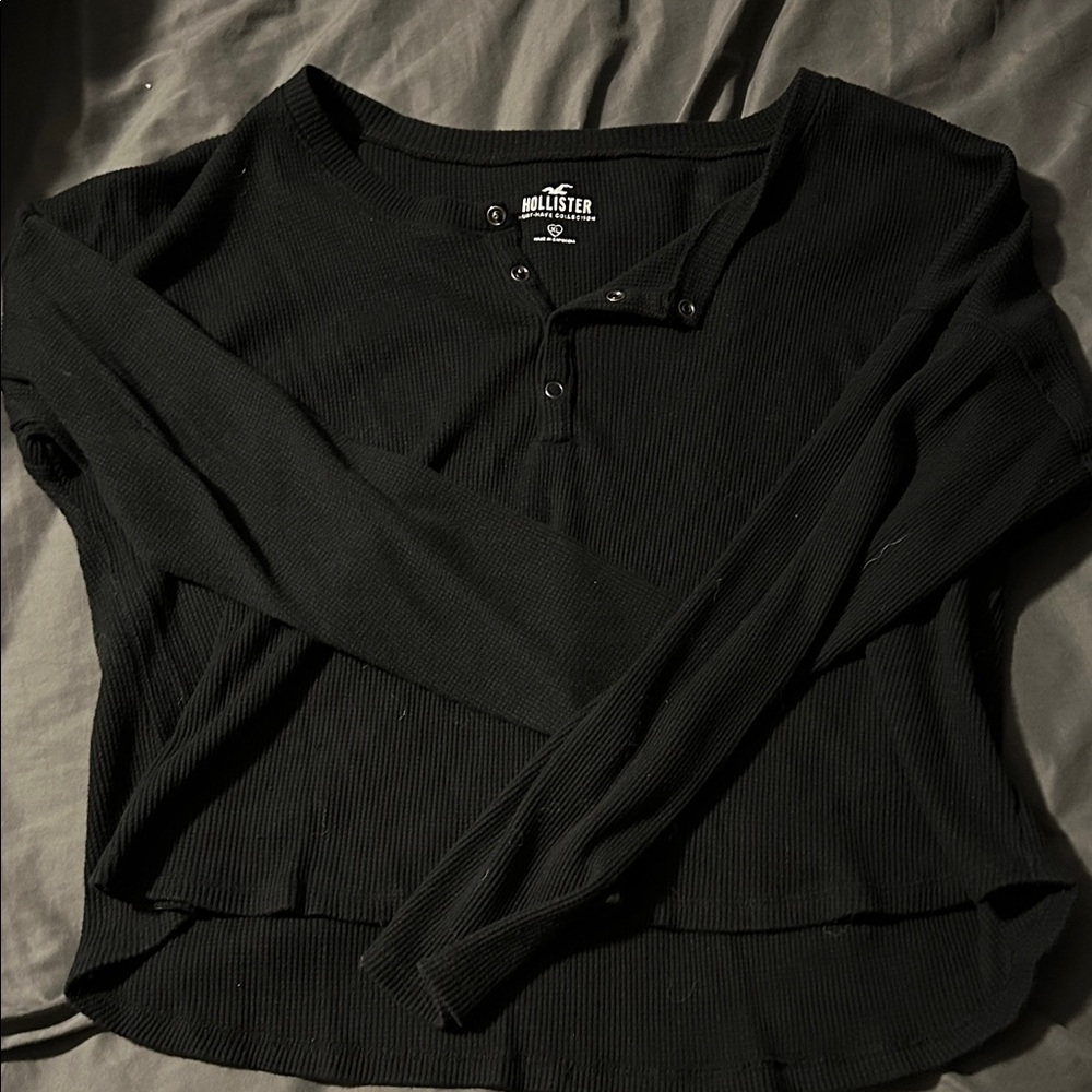 Hollister Black Ribbed Knit Top - Picture 2 of 3
